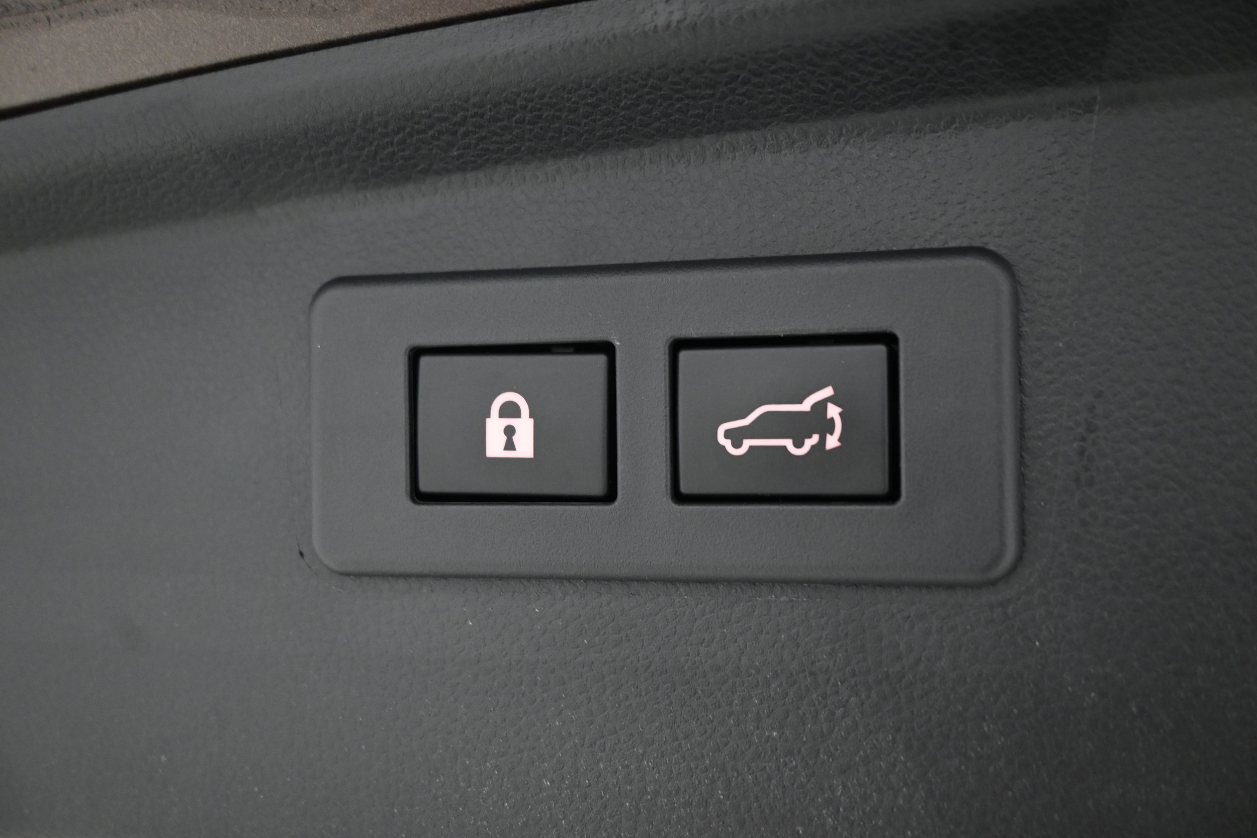 Used 2020 Subaru Outback Limited AWD/4WD image 35