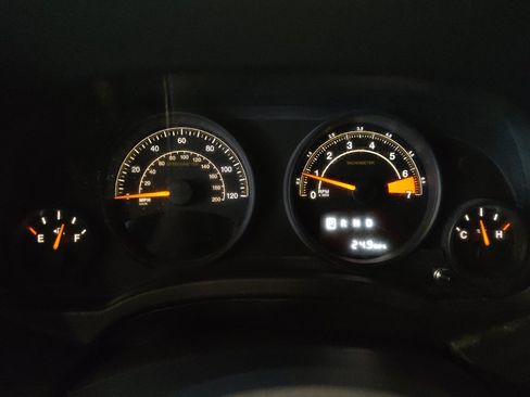 Used 2016 Jeep Compass Sport w/ Power Value Group image 23