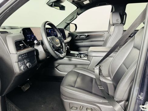 Certified 2025 Chevrolet Tahoe LT AWD/4WD image 5