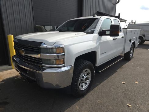 Used 2015 Chevrolet Silverado 3500 W/T w/ WT Fleet Convenience Package image 2