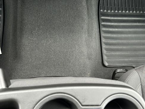 Used 2025 Chevrolet Silverado 2500 Custom w/ Custom Value Package image 33