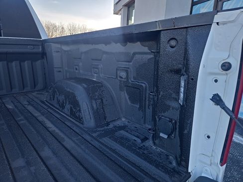 Used 2021 Chevrolet Silverado 1500 LT w/ Z71 Off-Road Package image 26