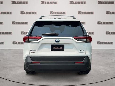 Used 2024 Toyota RAV4 XLE w/ Convenience Package AWD/4WD image 4