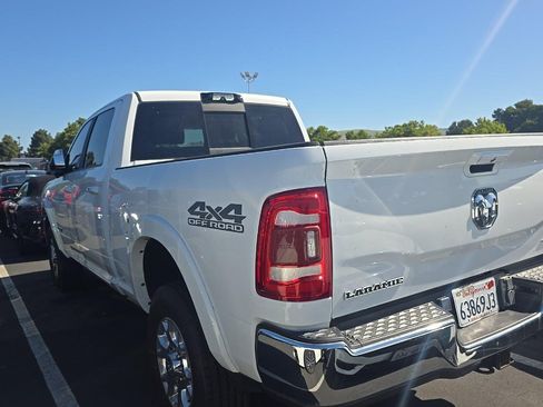 Used 2022 RAM 2500 Laramie AWD/4WD image 6