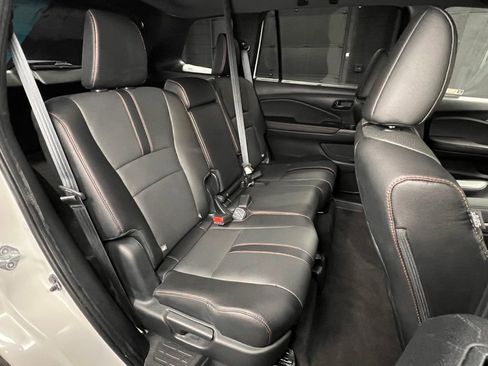 Used 2023 Honda Passport TrailSport image 26