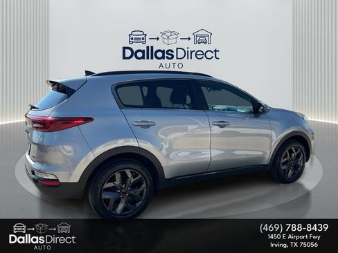 Used 2022 Kia Sportage Nightfall Edition image 6
