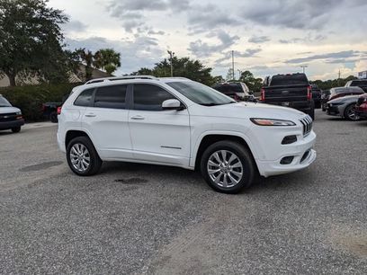 Used 2017 Jeep Cherokee Overland w/ Technology Group