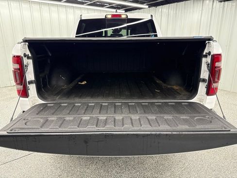 Used 2023 RAM 1500 Laramie AWD/4WD image 10