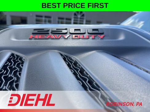 New 2026 RAM 2500 Laramie w/ Night Edition AWD/4WD image 18