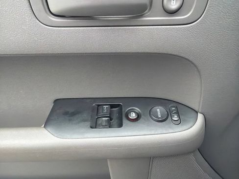 Used 2011 Honda Element EX image 16