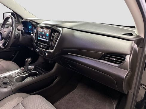 Used 2019 Chevrolet Traverse LT image 30