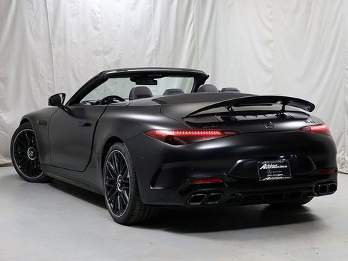 New 2026 Mercedes-Benz SL 63 AMG 4MATIC image 9