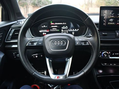 Used 2022 Audi SQ5 Premium Plus w/ Premium Plus Package image 21