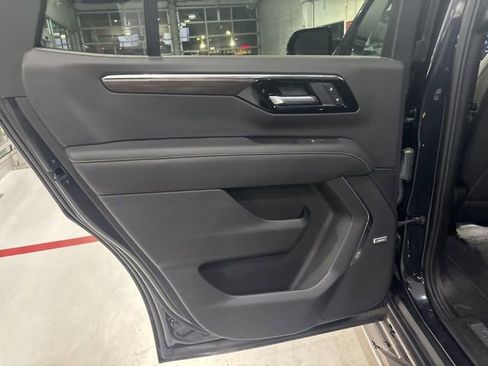 Used 2025 Chevrolet Tahoe Premier image 27