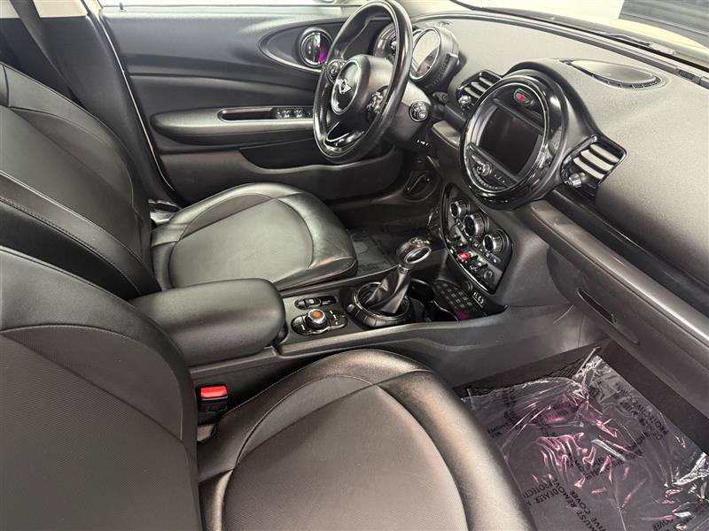 Used 2016 MINI Cooper Clubman FWD image 8