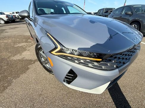 Used 2022 Kia K5 LX image 39
