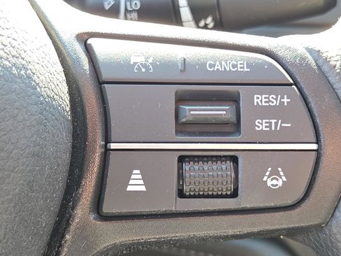 Used 2023 Honda Accord EX image 36