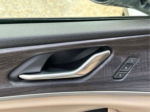 New 2025 Jeep Grand Cherokee Limited w/ Trailer Tow Package image 24