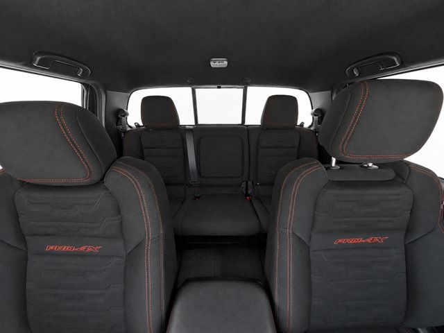 Used 2026 Nissan Frontier PRO-4X w/ Tow Package AWD/4WD image 10
