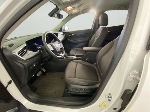 Used 2024 Buick Encore GX Sport Touring w/ Comfort Package AWD/4WD image 12