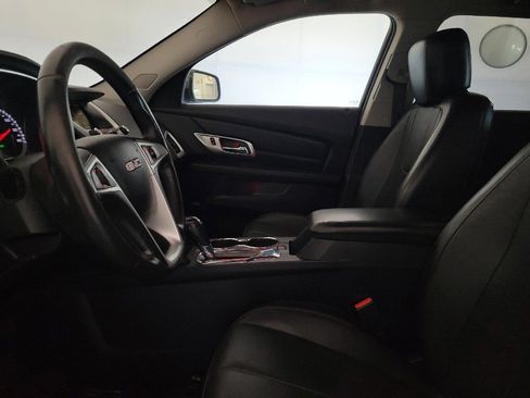Used 2017 GMC Terrain SLT FWD image 17