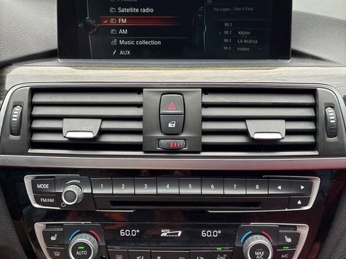 Used 2017 BMW 330i Sedan RWD image 11