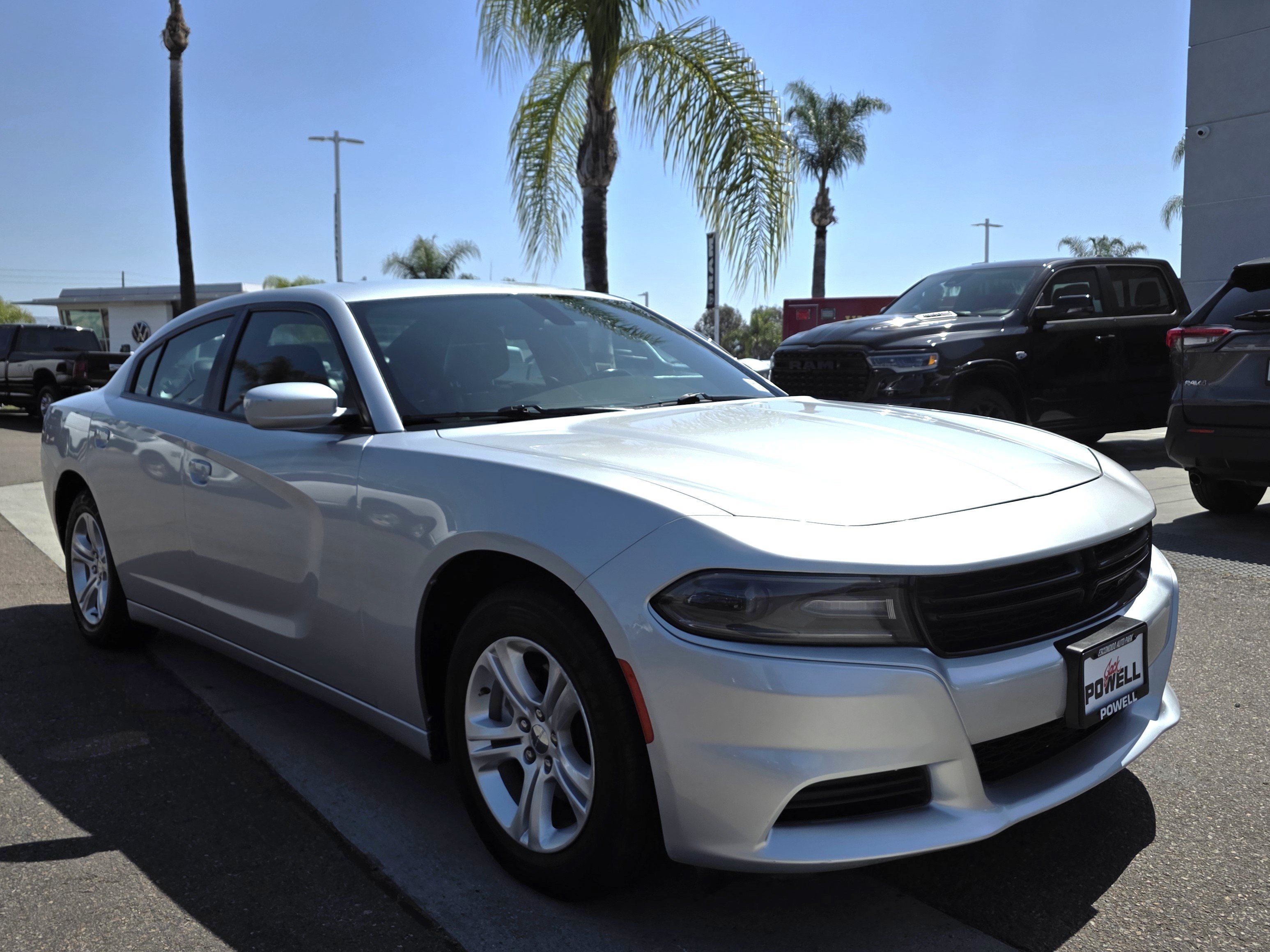 Certified 2021 Dodge Charger SXT w/ Leather Interior Group RWD image 6