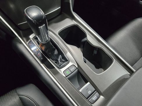 Used 2019 Honda Accord Sport image 29
