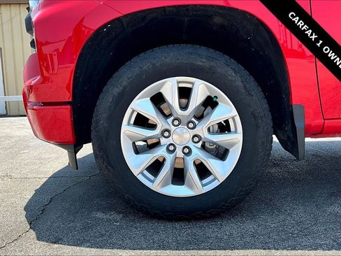 Used 2024 Chevrolet Silverado 1500 Custom image 32