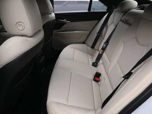 Used 2025 Cadillac CT4 Premium Luxury image 28