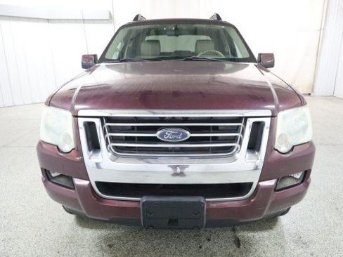Used 2007 Ford Explorer Sport Trac Limited RWD image 7