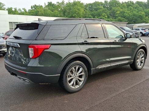 Certified 2024 Ford Explorer XLT w/ Equipment Group 202A AWD/4WD image 11