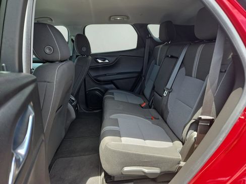 Used 2025 Chevrolet Blazer LT w/ Midnight/Sport Edition FWD image 12