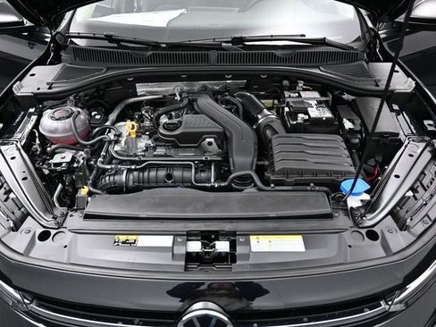 New 2026 Volkswagen Jetta SE FWD image 15