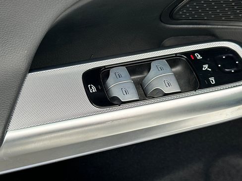 Certified 2025 Mercedes-Benz E 350 Sedan image 12