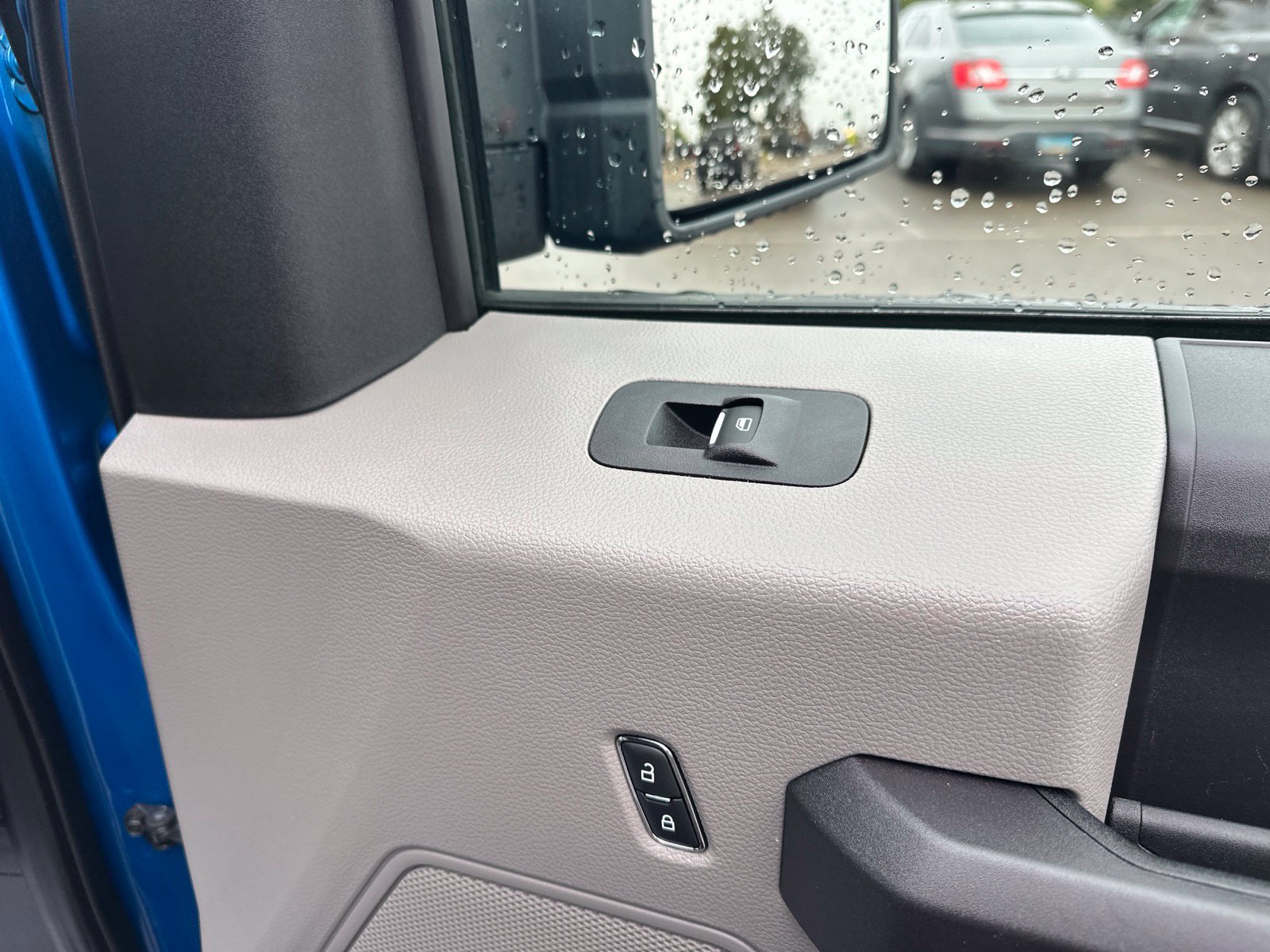 Used 2019 Ford F150 XL w/ Equipment Group 101A Mid AWD/4WD image 38