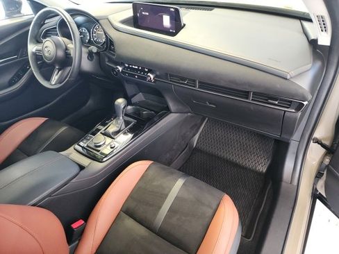 Used 2024 MAZDA CX-30 Carbon image 16