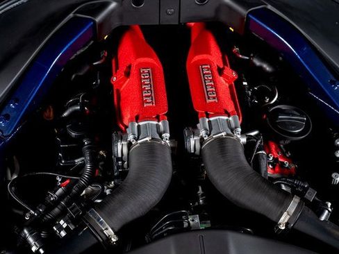 Used 2019 Ferrari Portofino image 15