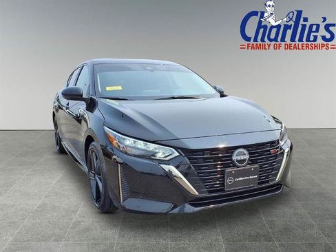 Certified 2024 Nissan Sentra SR FWD image 3