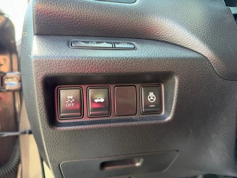 Used 2013 Nissan Altima 2.5 SL FWD image 13