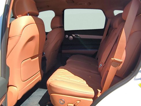 Used 2025 Genesis GV80 3.5T Prestige AWD/4WD image 28