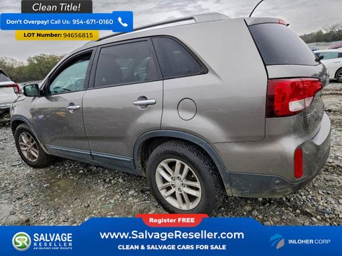 Used 2014 Kia Sorento LX image 3