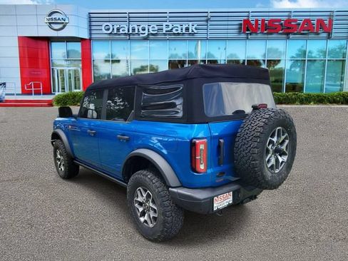 Used 2023 Ford Bronco Badlands AWD/4WD image 3