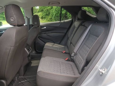 Used 2023 Chevrolet Equinox LT w/ LPO, Floor Liner Package FWD image 22