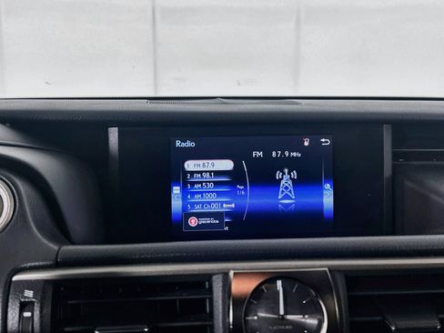Used 2019 Lexus IS 300 F Sport w/ F Sport Package RWD image 21