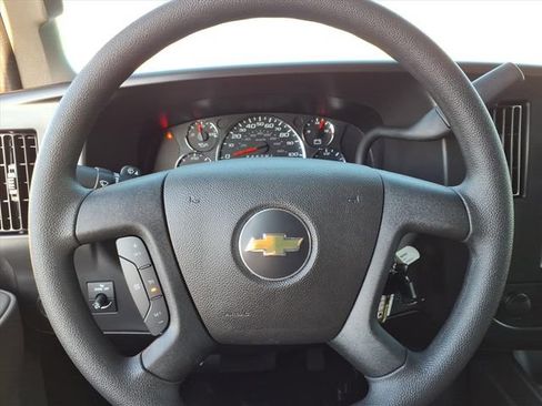 New 2026 Chevrolet Express 2500 Extended w/ Enhanced Convenience Package RWD image 14