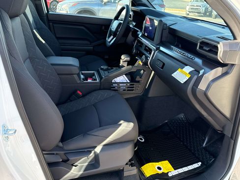 New 2026 Toyota Tacoma SR5 image 17