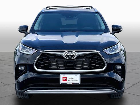 Used 2026 Toyota Highlander Platinum AWD/4WD image 4