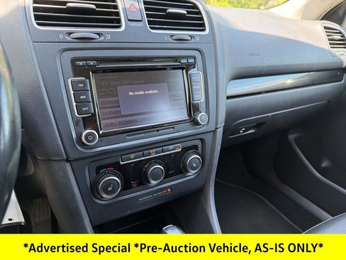 Used 2014 Volkswagen Jetta SE image 40