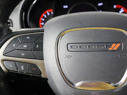 Used 2023 Dodge Durango SXT image 8